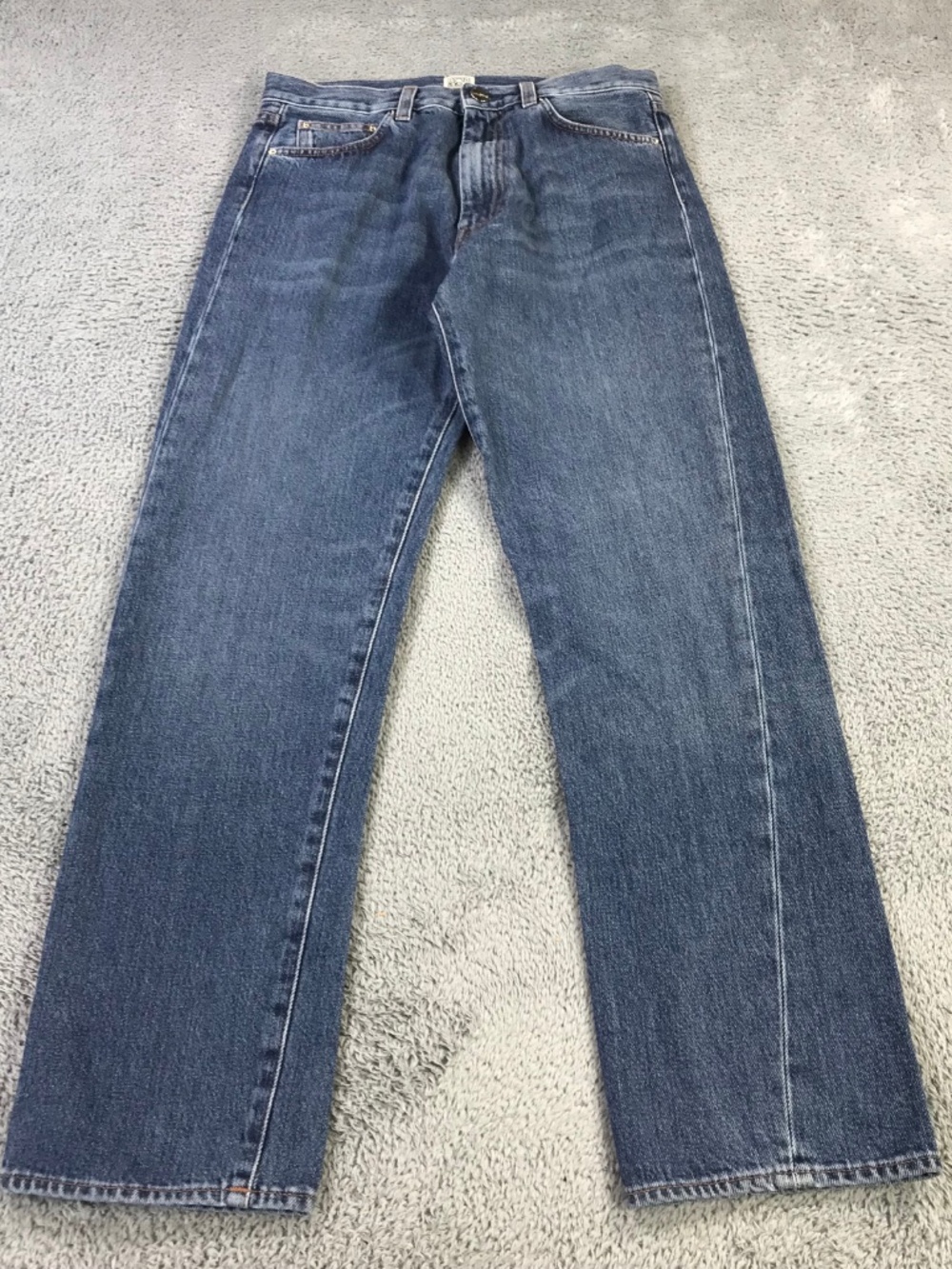 Toteme Twisted Seam Classic Straight-Leg Denim in Mid Blue Size 26